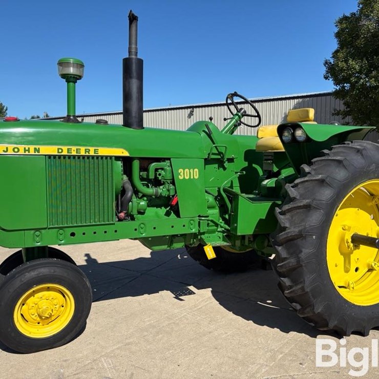 1961 JOHN DEERE 3010