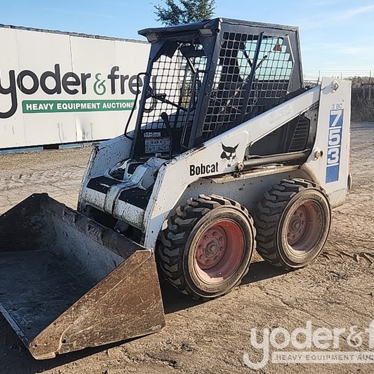 BOBCAT 753