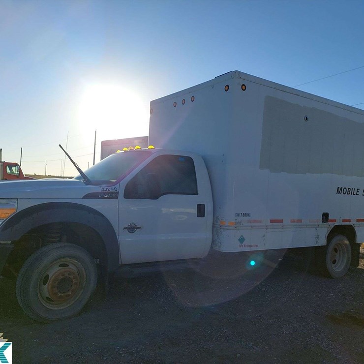 2011 FORD F450