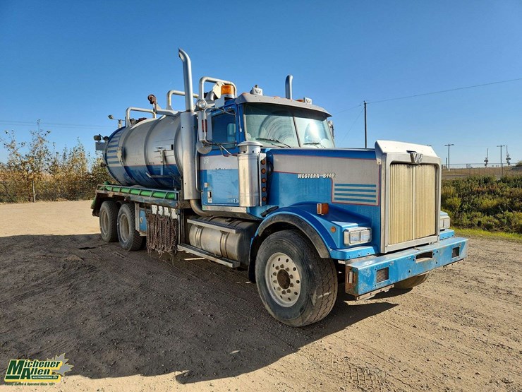 2001-western-star-4900-image-2