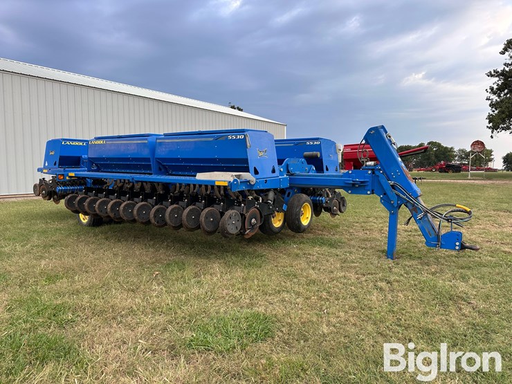 2012-landoll-5530-image-3