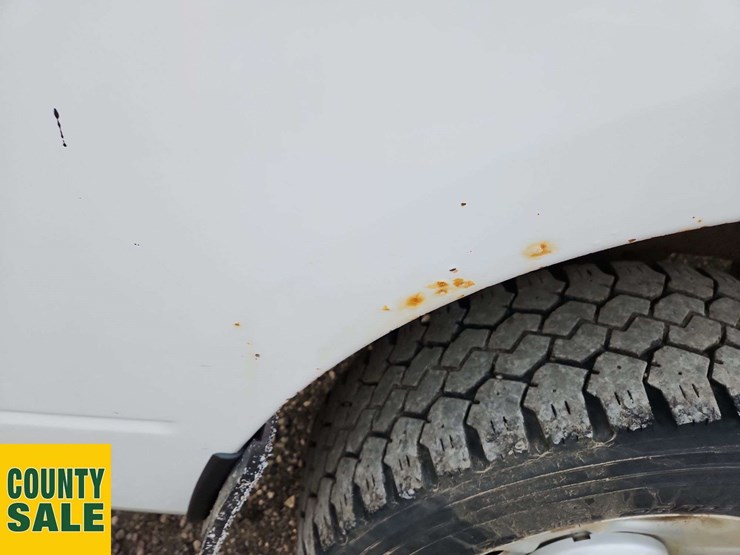 2016-ram-tradesman-image-41