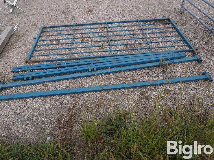 sydell-82"x36"-gate-&-braces-image-6