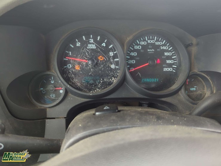 2012-chevrolet-silverado-1500-image-8
