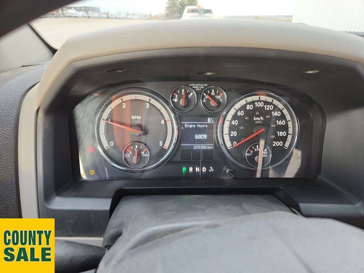 2010-dodge-ram-2500-image-8
