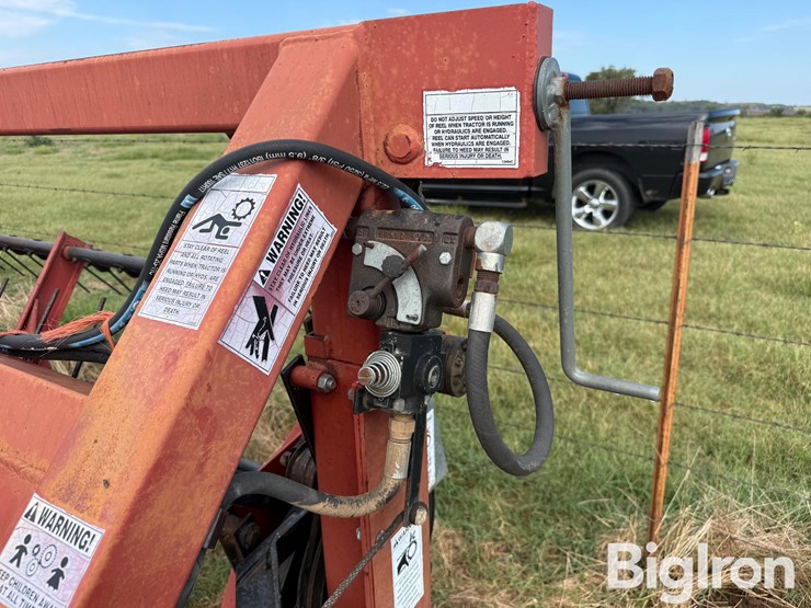 h-&-s-hay-machine-ii-image-17