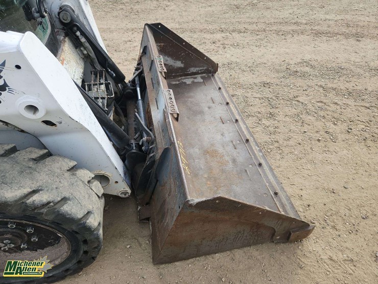 2010-bobcat-s650-image-26