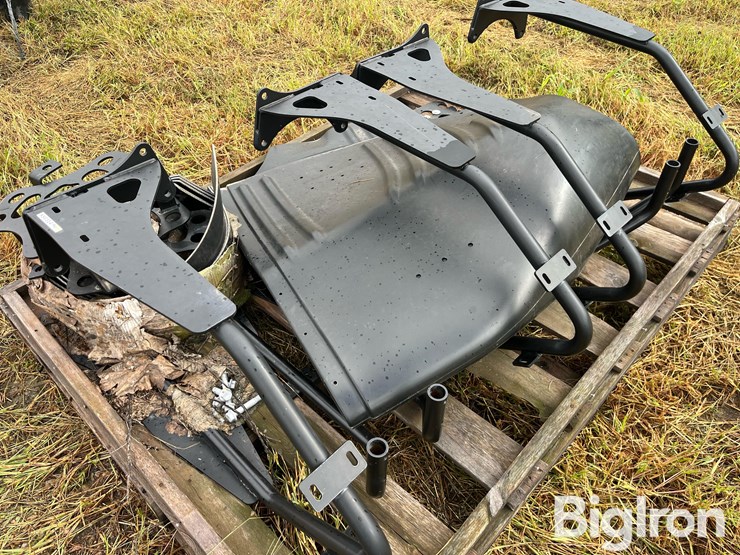 john-deere-r4038-image-9