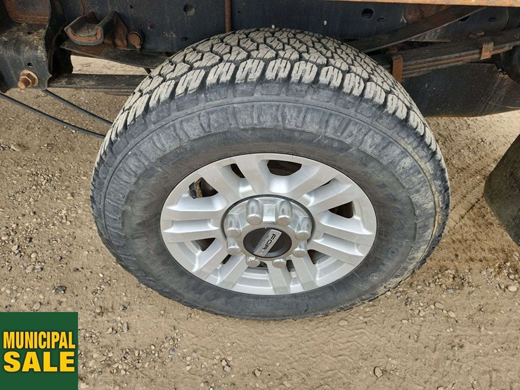 2020-ford-f350-image-34
