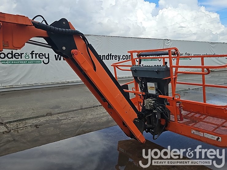 2018-jlg-660sj-image-11