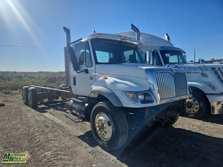 2007-international-workstar-7500-image-4