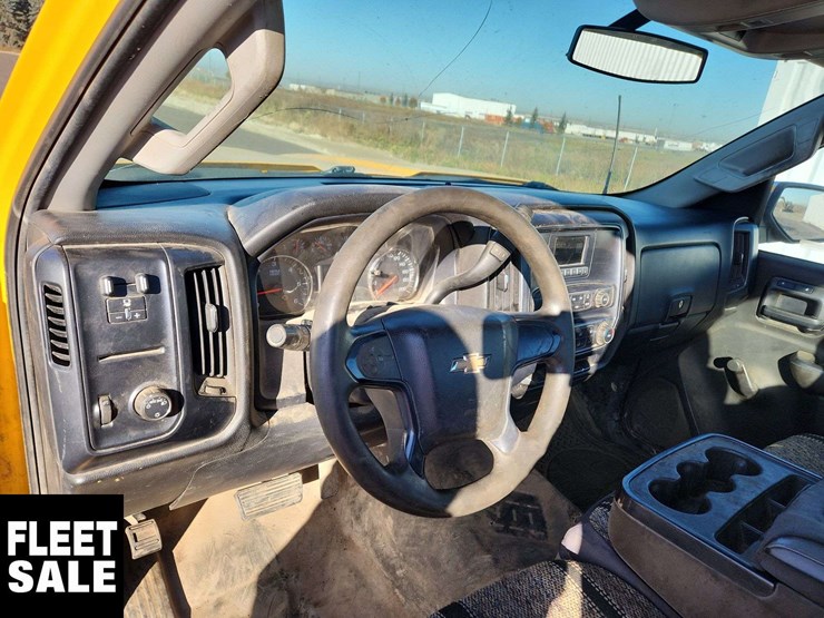 2016-chevrolet-silverado-2500hd-image-13