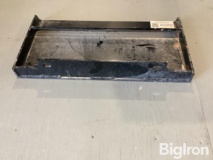 mini-skid-steer-blank-plate-image-10