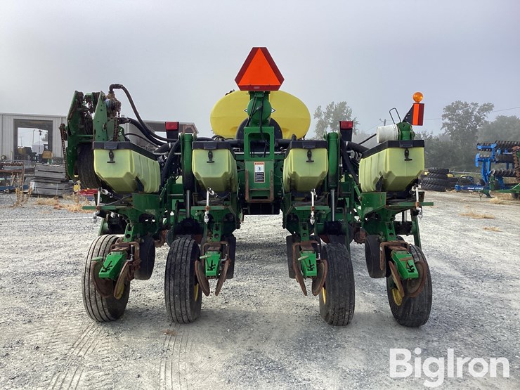 2011-john-deere-1770nt-image-6