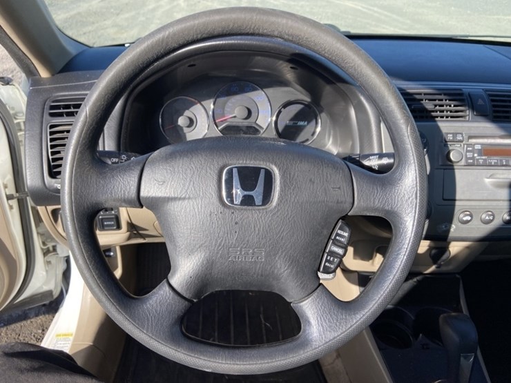 2003-honda-civic-hybrid-sedan-image-16