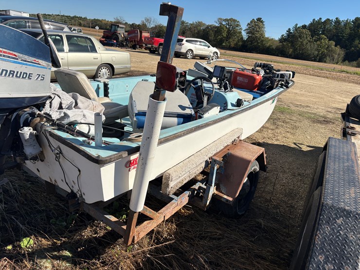#1875-•-mckee-craft-fiberglass-fishing-boat-image-27