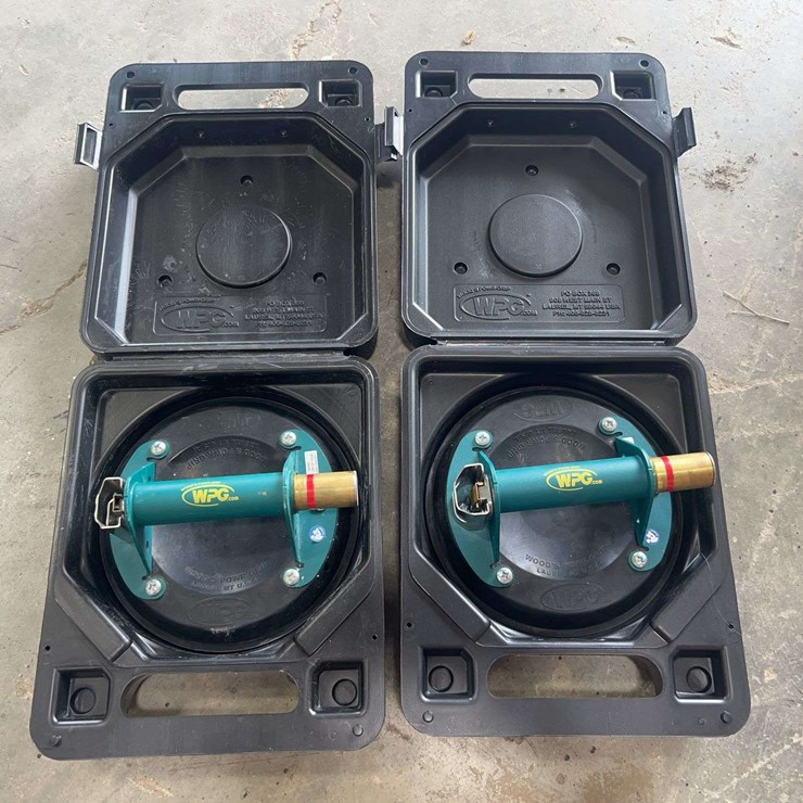 (2) 9” and 8” vacuum lifter