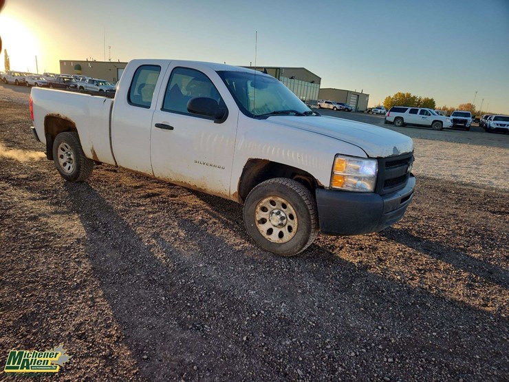 2012-chevrolet-silverado-1500-image-4