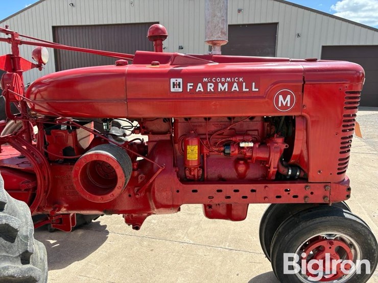 1946-ih-farmall-m-2wd-tractor-image-15