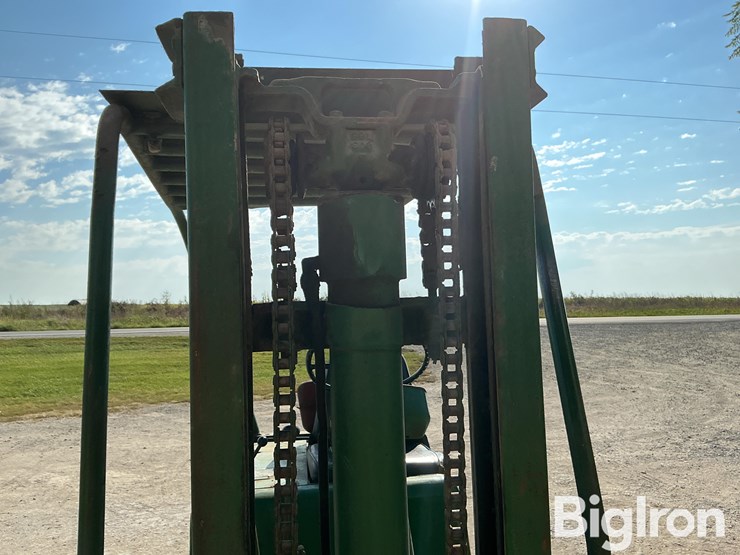 clark-yardlift-y40-forklift-image-20