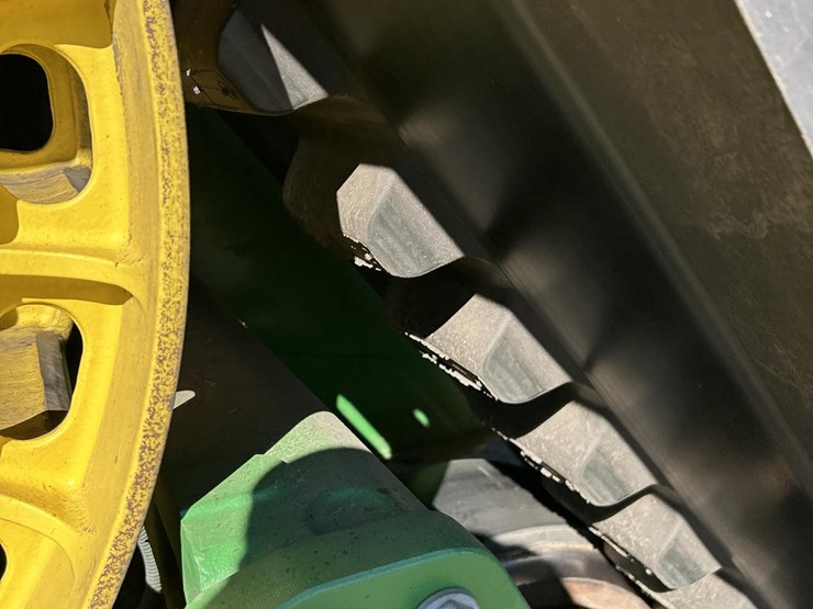 2016-john-deere-9620rx-image-12