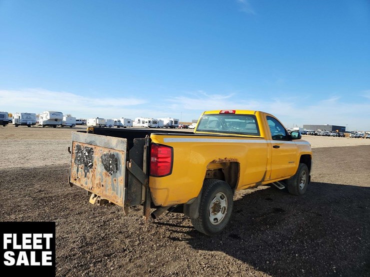 2016-chevrolet-silverado-2500hd-image-4
