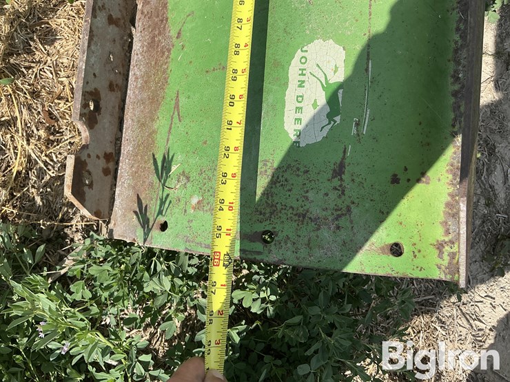 john-deere-80-image-12