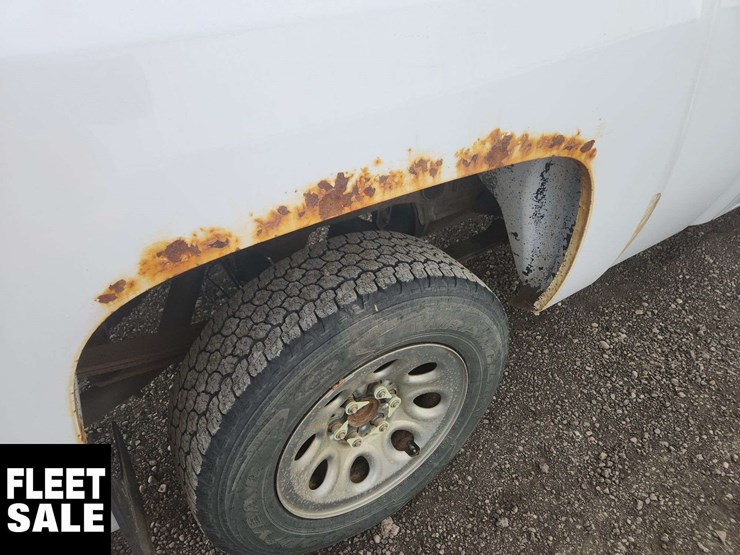 2010-chevrolet-silverado-1500-lt-image-40