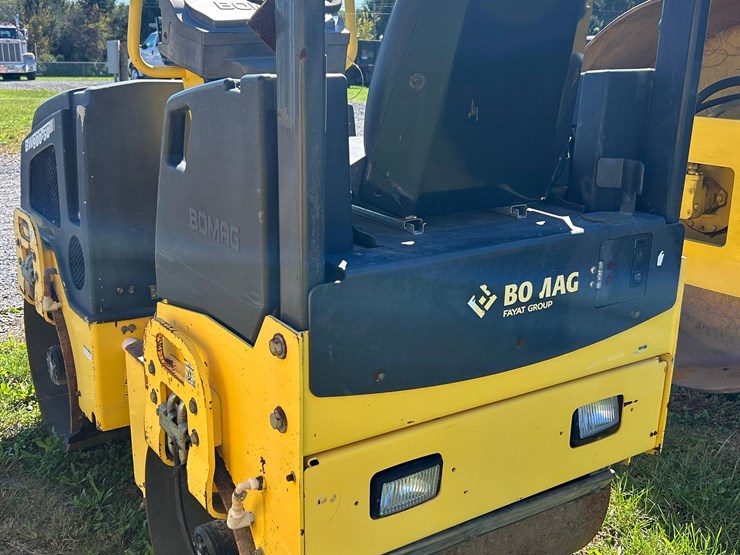 2014-bomag-bw900-image-6