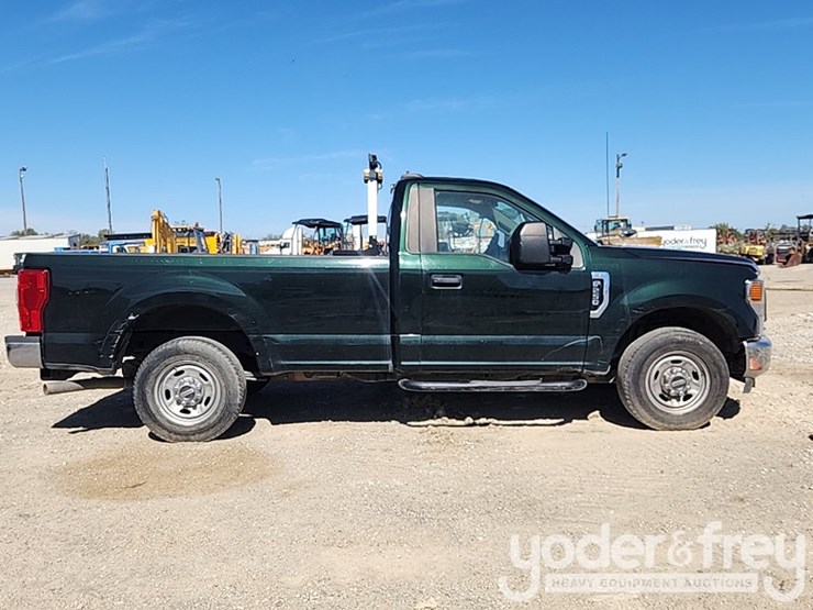 2020-ford-f250-xl-image-14