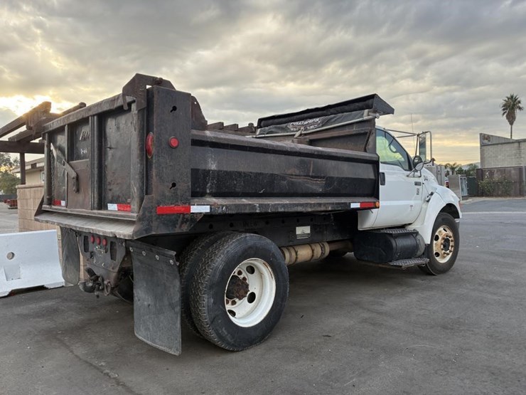 ford-f650-image-3