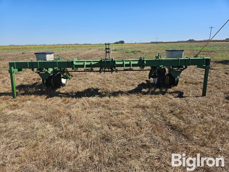 john-deere-7100-image-2