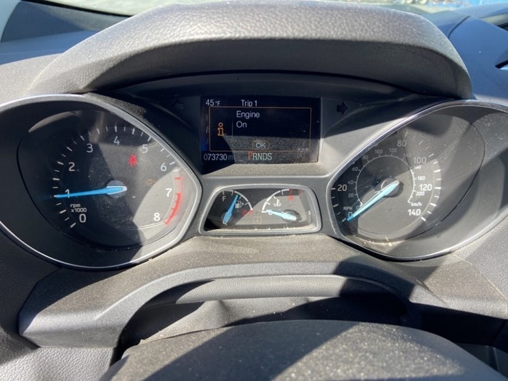 2017-ford-escape-se-image-17