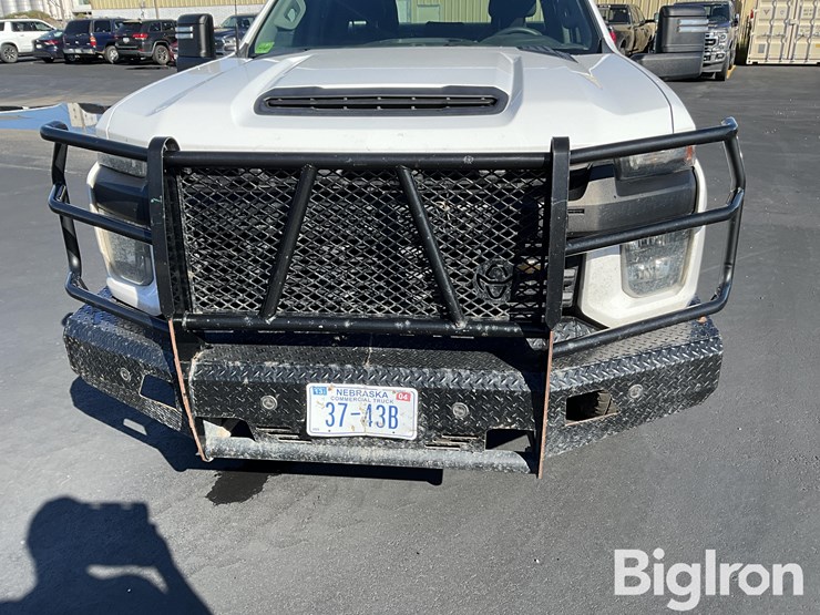2021-chevrolet-silverado-2500-image-9