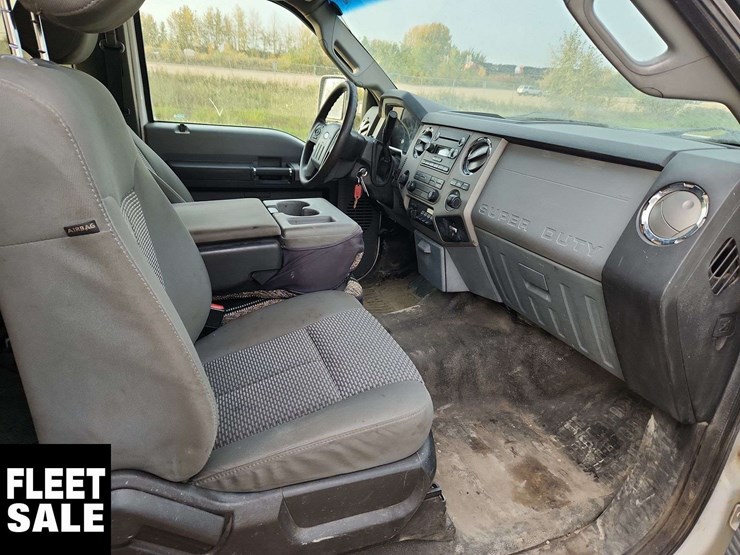 2013-ford-f350-image-24