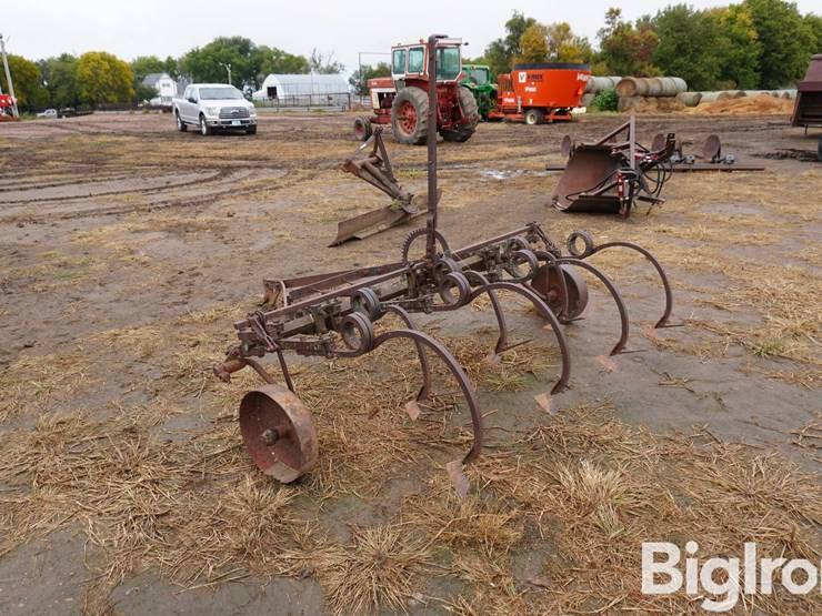 7'-field-cultivator-image-7