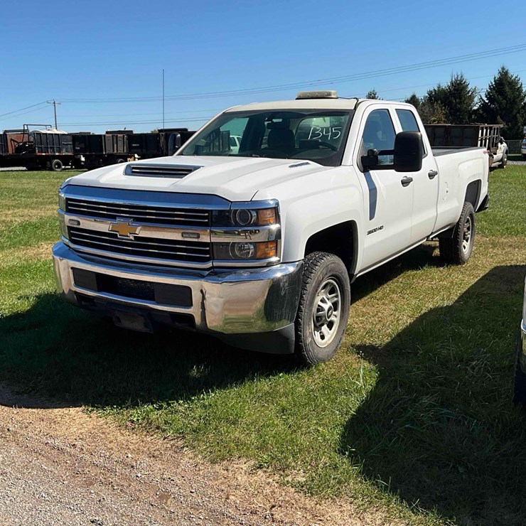 2017 Chevy 3500HD Pick Up