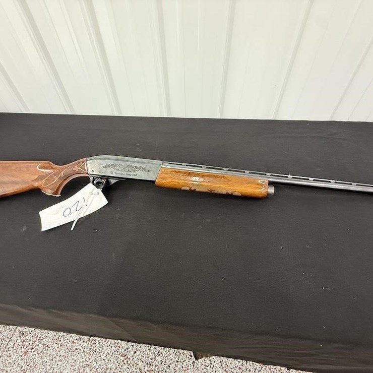 Remington 1100 12 gauge Shotgun