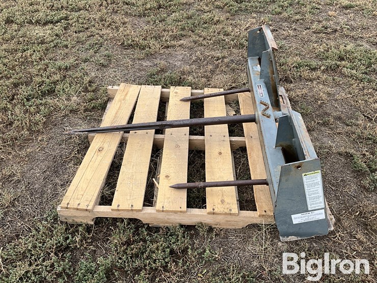 worksaver-skid-steer-bale-spear-attachment-image-8
