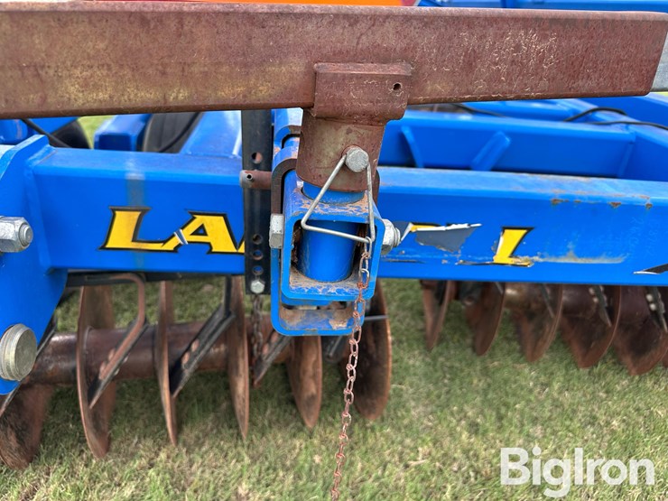 2011-landoll-7431-26-image-20