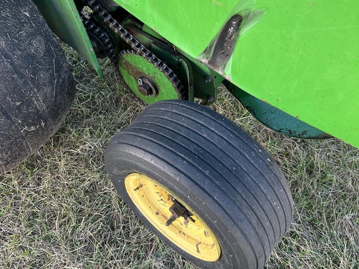 1994-john-deere-535-image-21