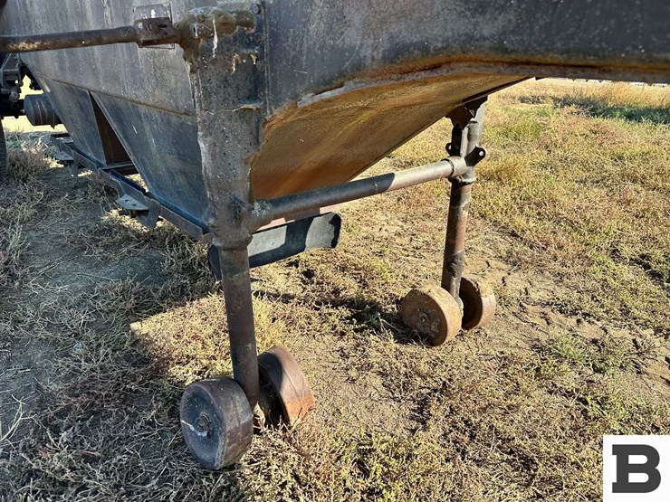 1954-pike-grain-trailer-image-12