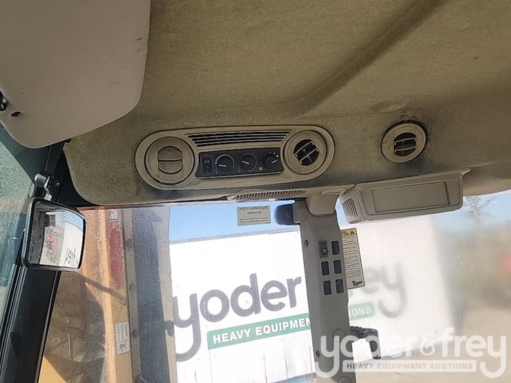 2009-john-deere-5093e-image-28