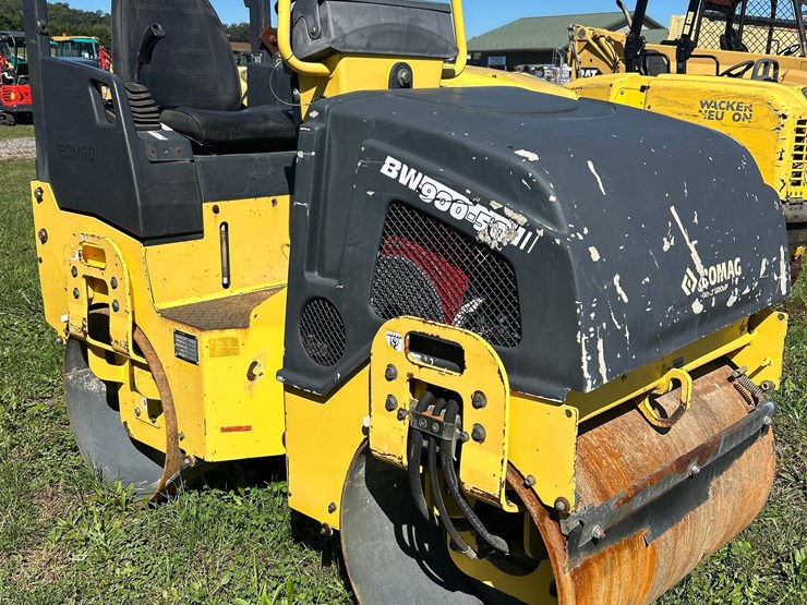 2014-bomag-bw900-image-3