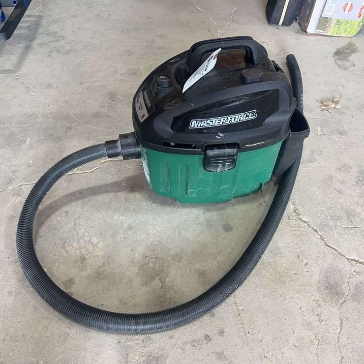 4 Gal Masterforce Wet/Dry Vac