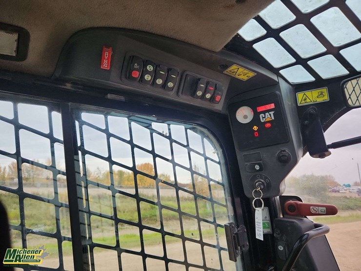 2013-caterpillar-262c2-image-14