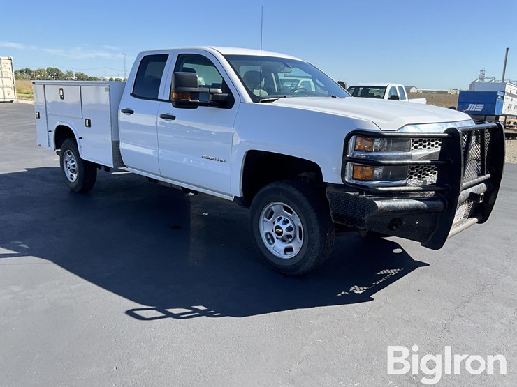 2019-chevrolet-silverado-2500-image-3