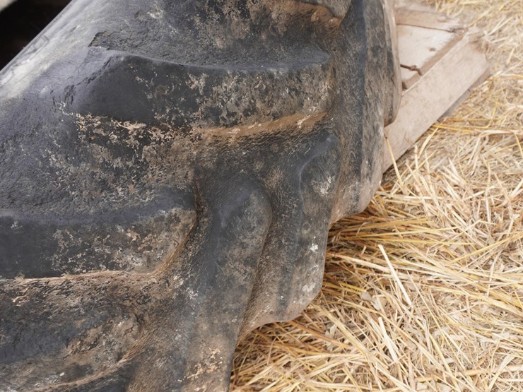 14.9r30-tires-image-8