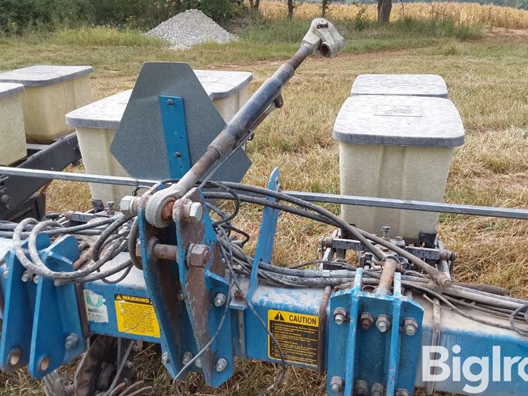 kinze-2100-image-17