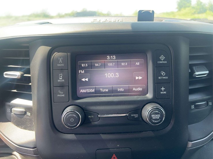 2022-dodge-ram-1500-image-37